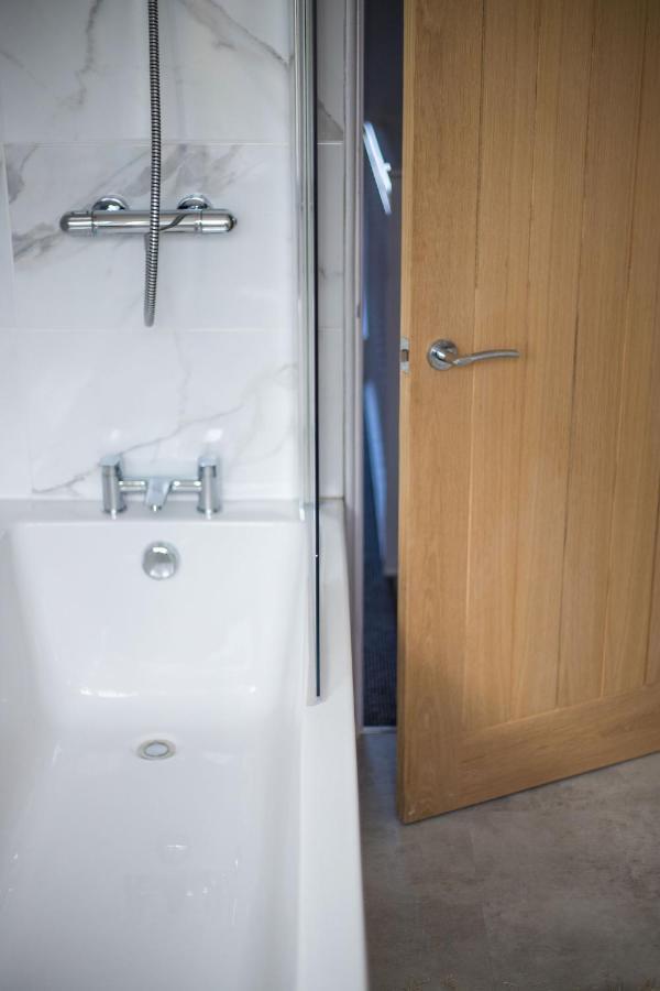 Apartamento Amazing New 3 Double Bed House In Staple Hill! Bristol Exterior foto