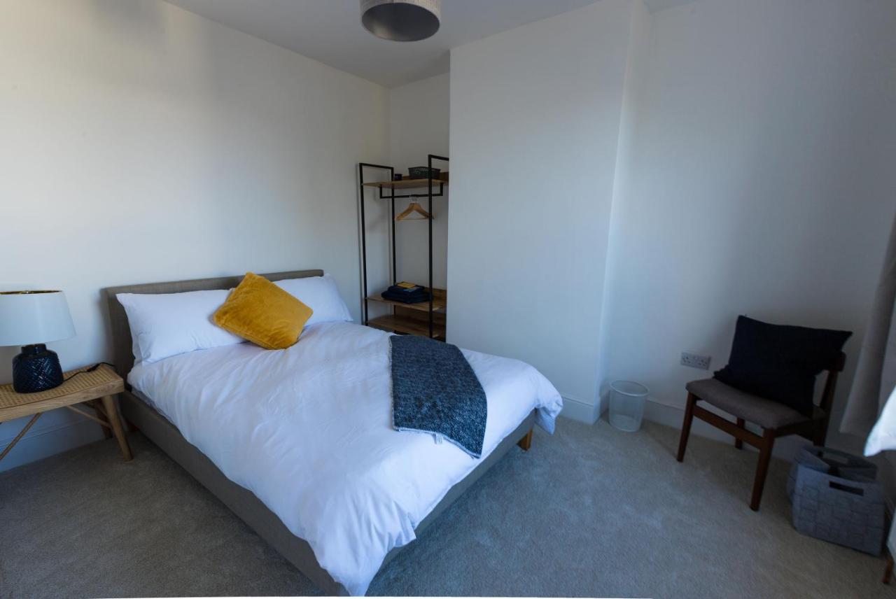 Apartamento Amazing New 3 Double Bed House In Staple Hill! Bristol Exterior foto